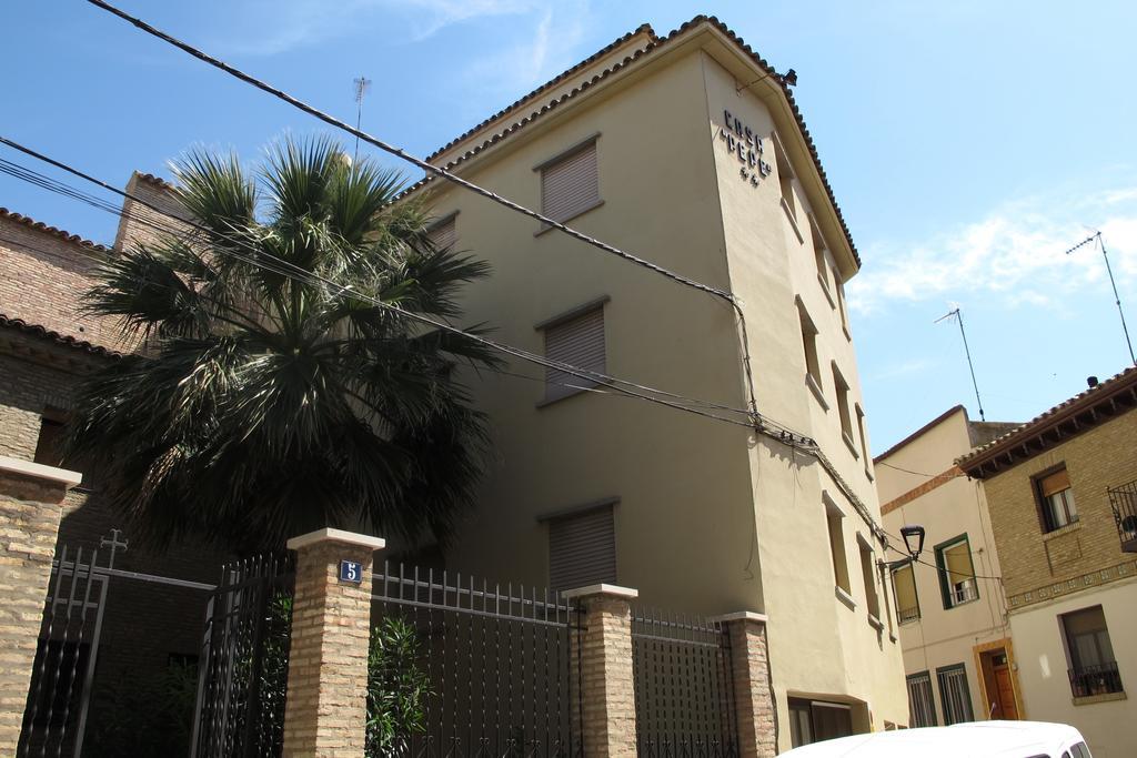 Hostal Casa Pepe Tauste ภายนอก รูปภาพ