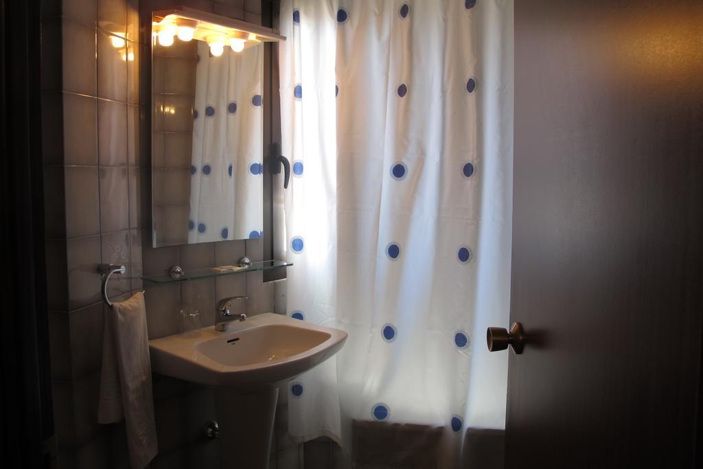 Hostal Casa Pepe Tauste ห้อง รูปภาพ