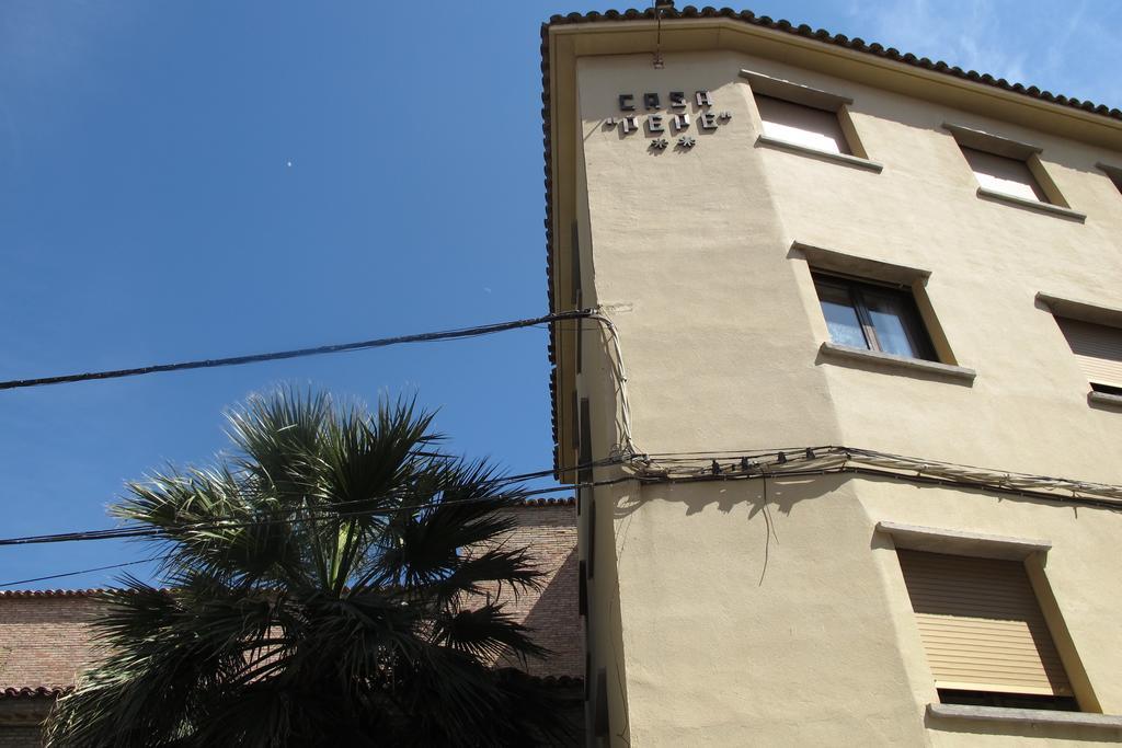 Hostal Casa Pepe Tauste ภายนอก รูปภาพ